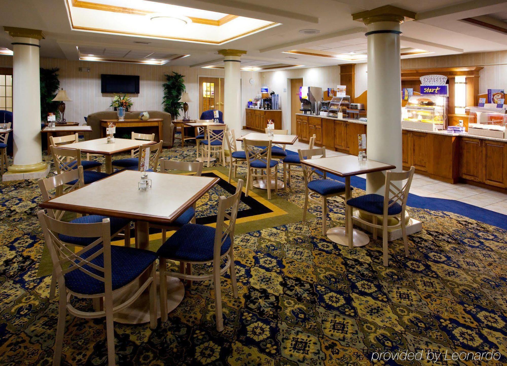 Holiday Inn Express Hotel & Suites Jacksonville-Blount Island Restaurant photo