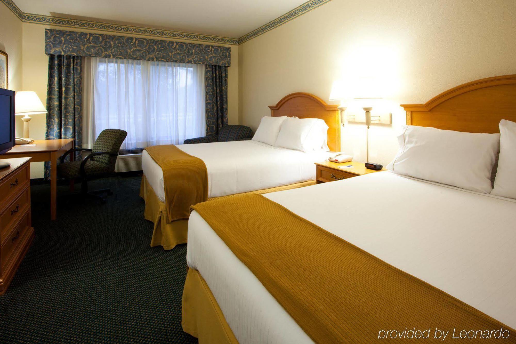 Holiday Inn Express Hotel & Suites Jacksonville-Blount Island Room photo